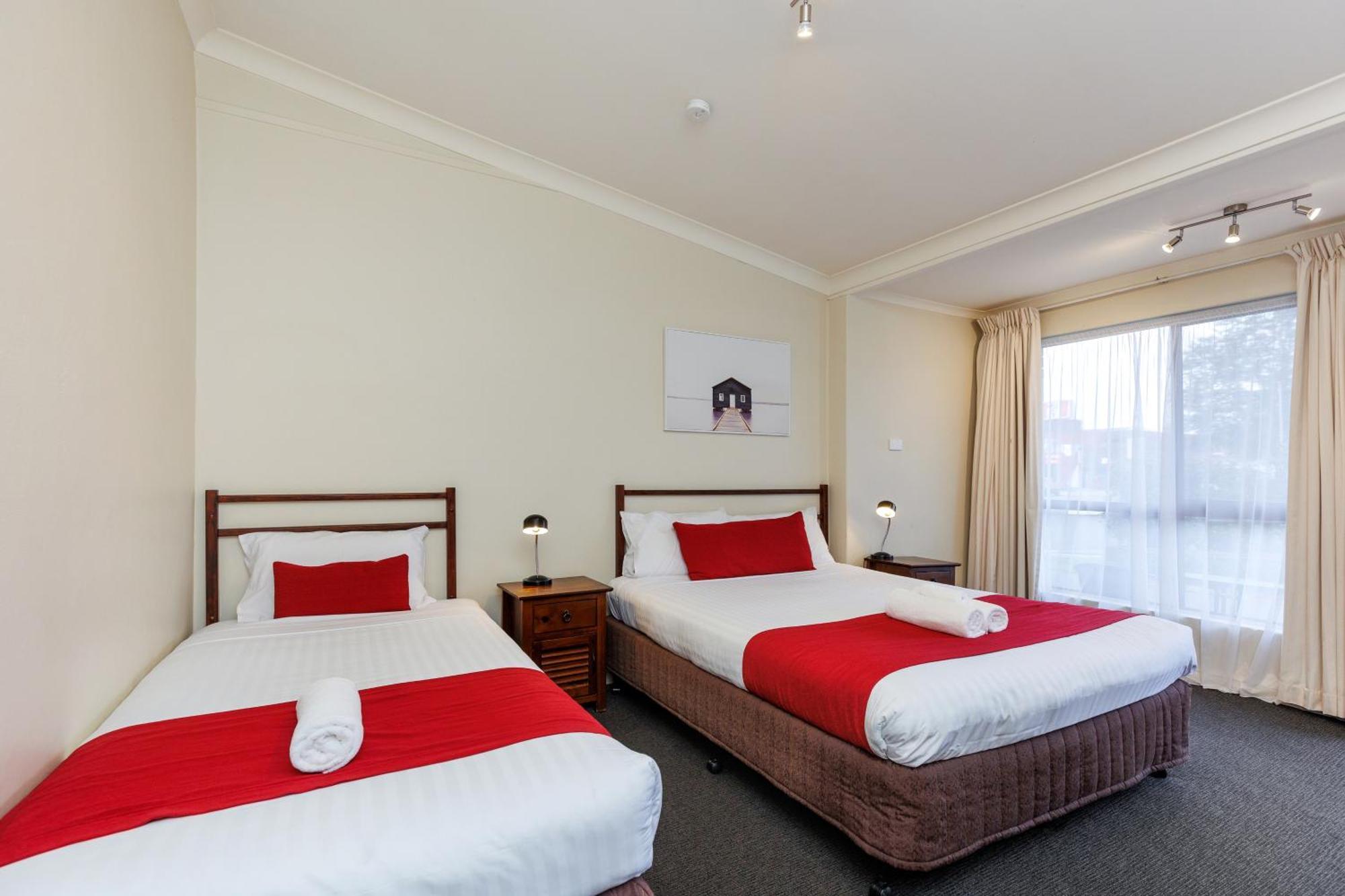 Amaroo Motel Tumuts Best Accommodation Exterior photo