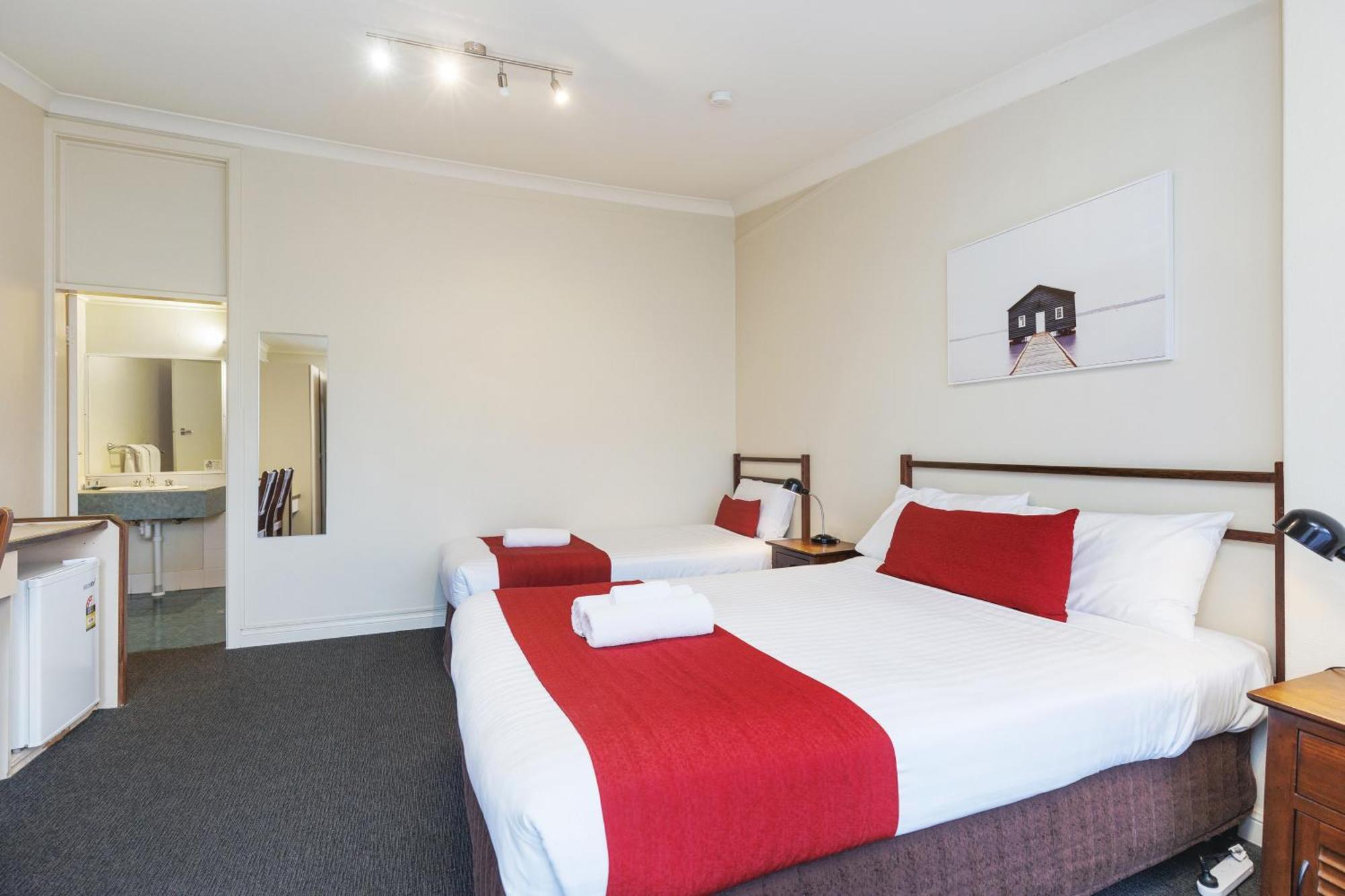 Amaroo Motel Tumuts Best Accommodation Exterior photo